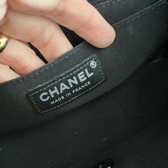 Chanel Paris-Shanghai Mini Square Pudong Flap Bag - Picture 6 of 10